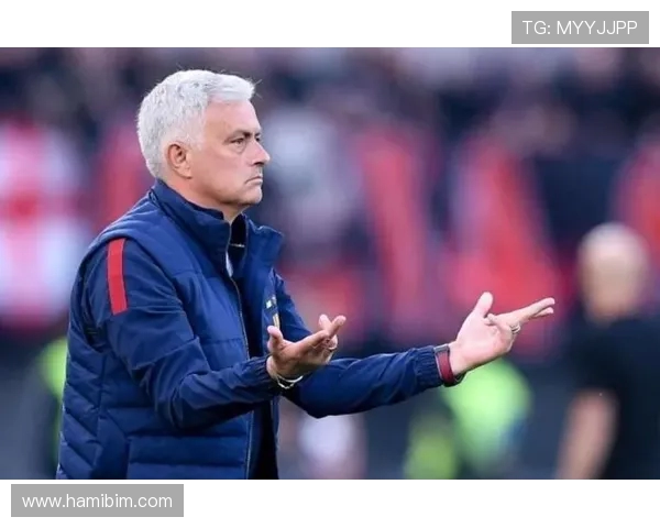 下赛季开航母？曝穆帅有望执教巴黎 谈判非常顺利